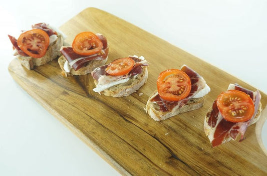 Pintxos de Pata negra à la Mozarella et à la tomate