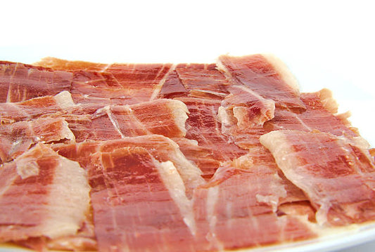 Quelle est la différence entre le jambon ibérique et le jambon serrano ?